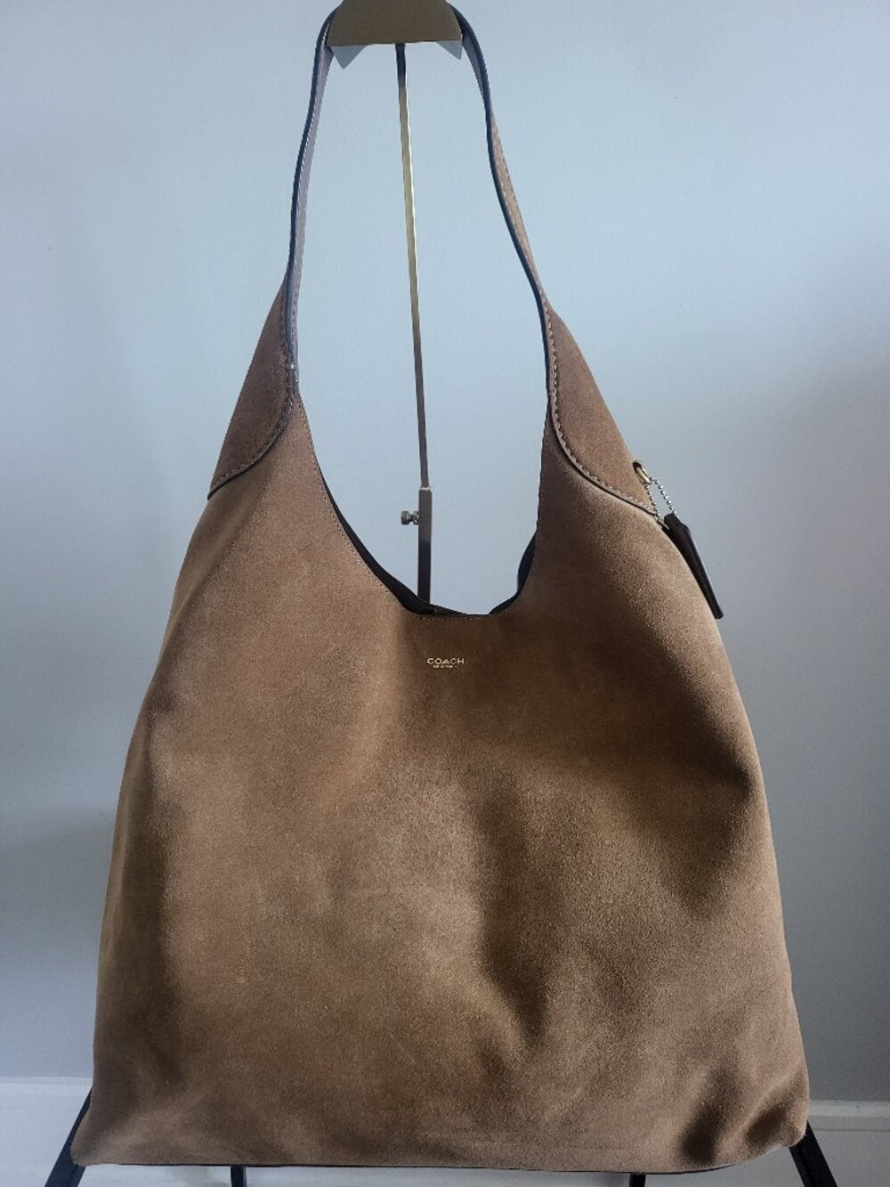 The Ever famous Coach Brooklyn Shoulder Bag 39 in warm brown suede!!!!